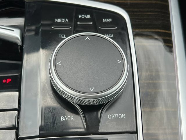 Used 2025 BMW X7 xDrive40i AWD/4WD image 30