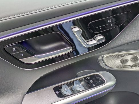 Certified 2025 Mercedes-Benz GLC 300 4MATIC image 7