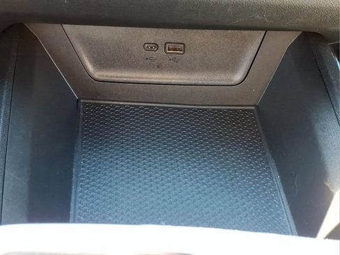 Used 2025 Chevrolet Equinox ACTIV AWD/4WD image 20