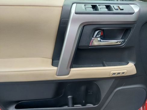 Used 2022 Toyota 4Runner Limited AWD/4WD image 40