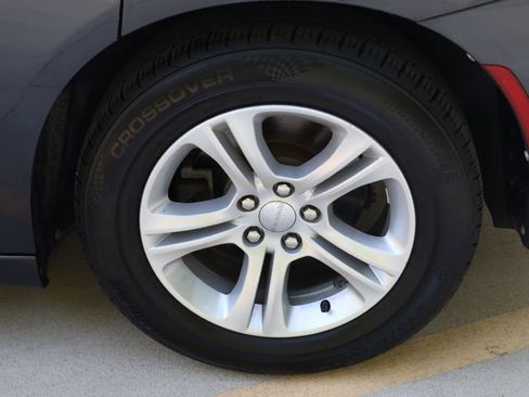 Used 2017 Dodge Charger SE w/ Popular Equipment Group image 32