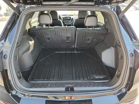 Used 2023 Chevrolet Equinox RS w/ RS Leather Package AWD/4WD image 27