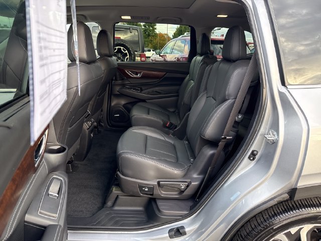 Used 2025 Subaru Ascent Touring w/ Popular Package #1 AWD/4WD image 14