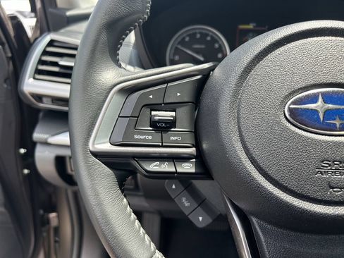 Used 2023 Subaru Forester Premium AWD/4WD image 32