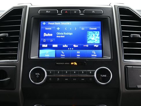 Used 2021 Ford Expedition XLT RWD image 32