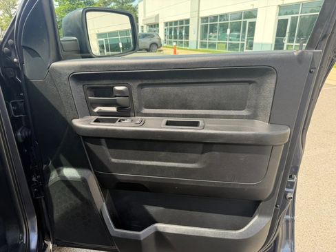 Used 2017 RAM 1500 Tradesman AWD/4WD image 12