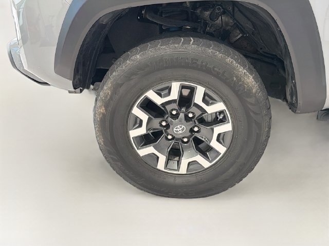 Certified 2019 Toyota Tacoma TRD Off-Road w/ TRD Premium Off Road Package AWD/4WD image 24