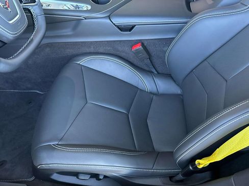 New 2026 Chevrolet Corvette Stingray Coupe w/ Z51 Performance Package RWD image 10