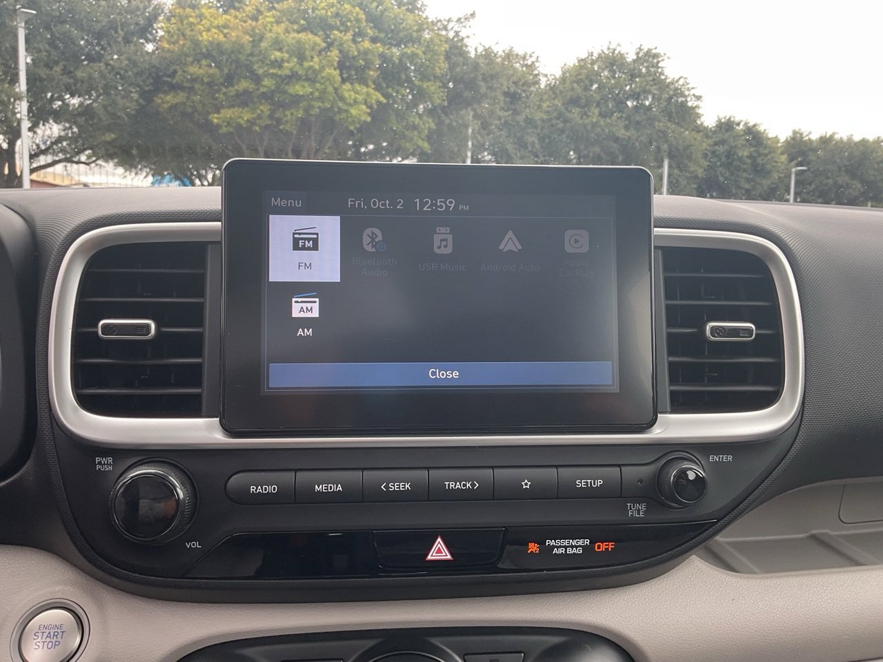 Used 2025 Hyundai Venue SEL FWD image 29