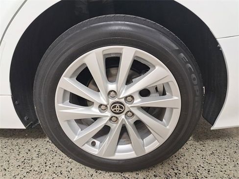 Used 2023 Toyota Camry LE image 8