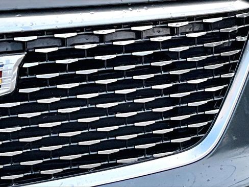 Used 2021 Cadillac XT6 Premium Luxury image 11