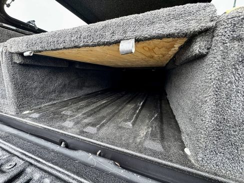 Used 2012 Ford F150 XLT w/ XLT Chrome Pkg image 7