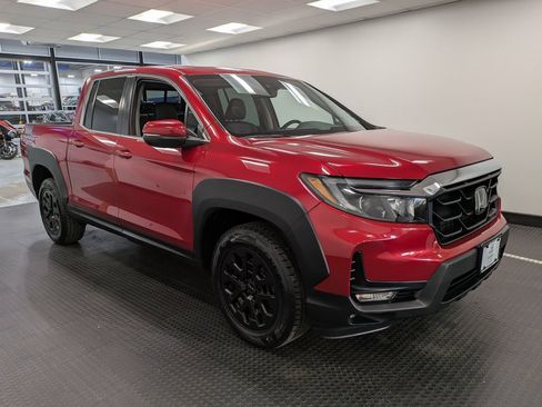 Certified 2023 Honda Ridgeline RTL image 3
