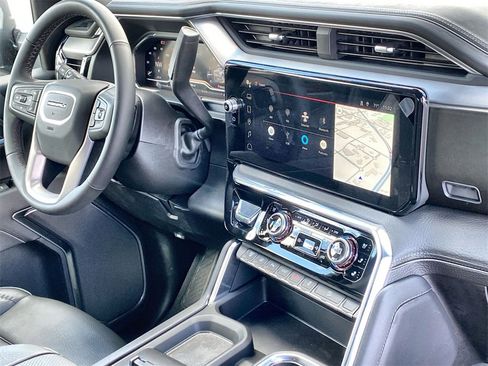 New 2025 GMC Sierra 2500 Denali image 37