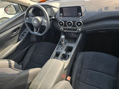 Used 2025 Nissan Sentra S FWD image 11