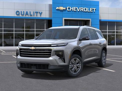 New 2026 Chevrolet Traverse LT w/ Driver Confidence Package image 6