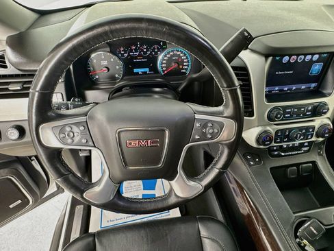 Used 2017 GMC Yukon SLT w/ Premium Edition RWD image 11