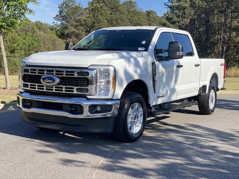 Used 2025 Ford F250 XLT image 7