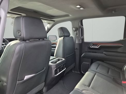 Used 2023 GMC Sierra 1500 Denali w/ Denali Reserve Package image 18