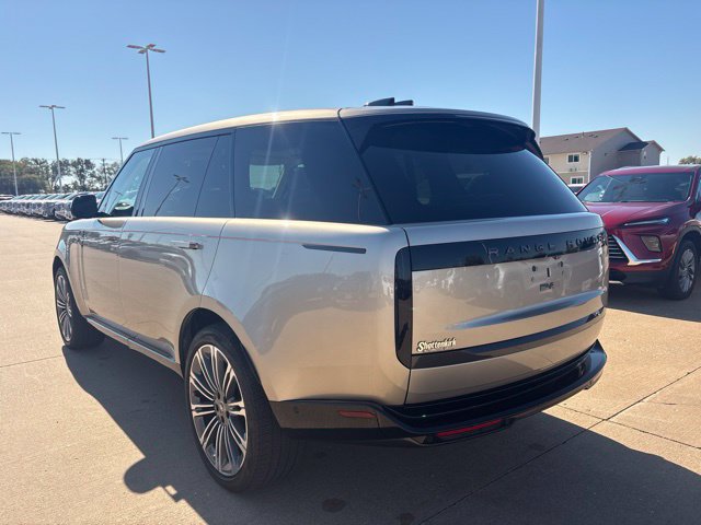 Used 2024 Land Rover Range Rover Long Wheelbase SE AWD/4WD image 5