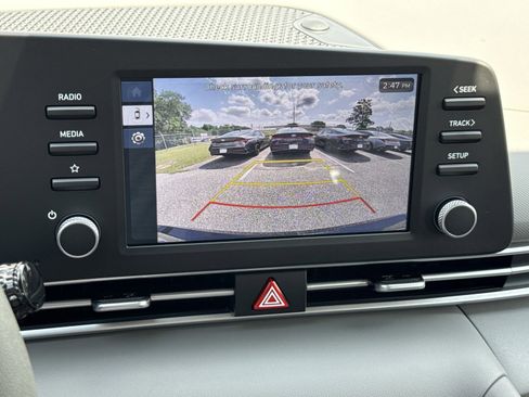 New 2026 Hyundai Elantra SE FWD image 22