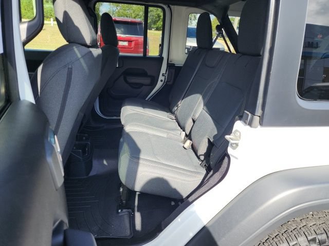 Used 2024 Jeep Wrangler Unlimited Sport AWD/4WD image 16