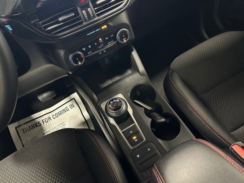 Used 2025 Ford Escape ST-Line image 34