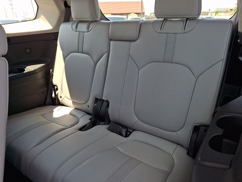 Certified 2025 Honda Pilot EX-L image 11