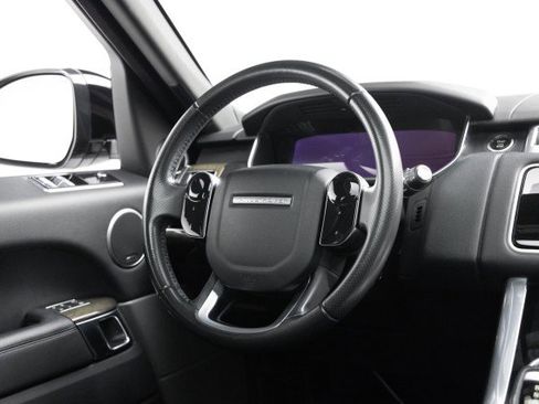 Used 2018 Land Rover Range Rover Sport SE image 10