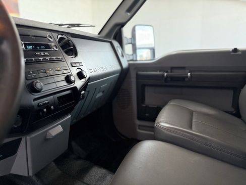 Used 2016 Ford F250 XL w/ Power Equipment Group image 35