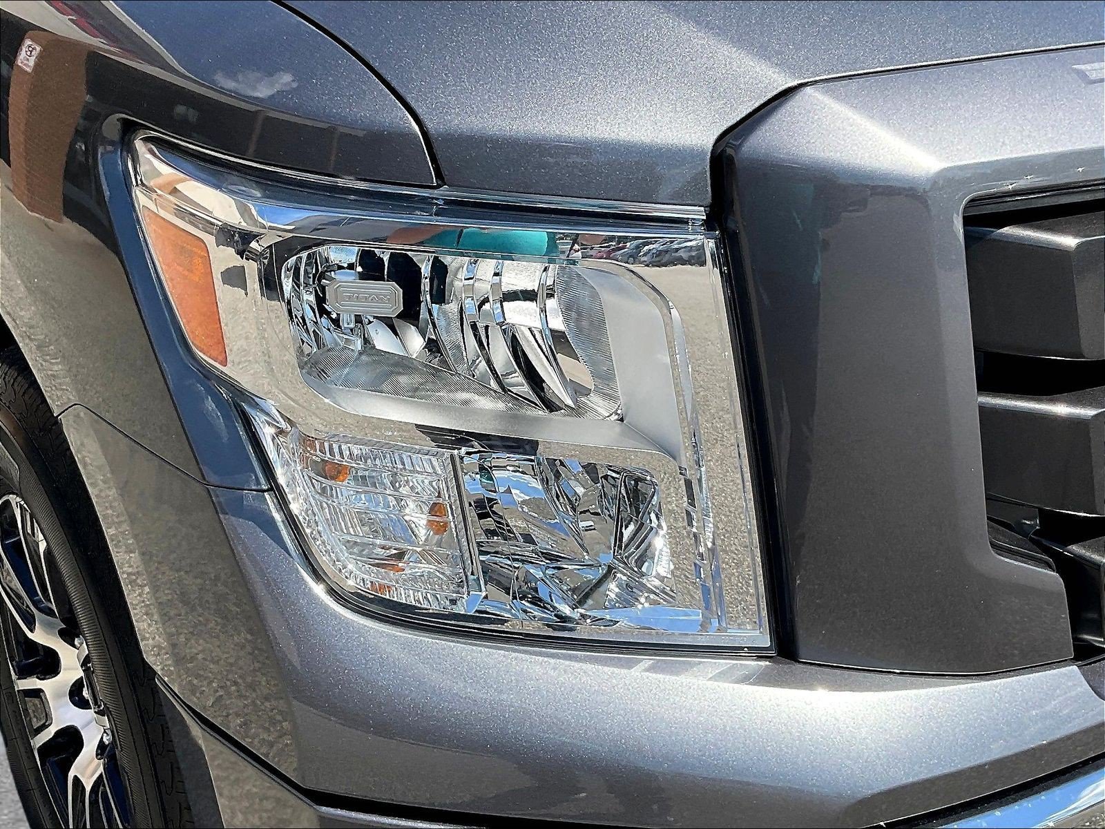 Certified 2024 Nissan Titan SV w/ SV Convenience Package AWD/4WD image 35