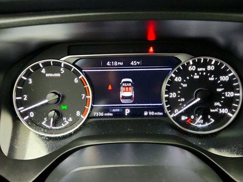 Used 2025 Nissan Rogue SV AWD/4WD image 14