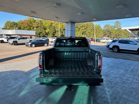 Used 2021 GMC Canyon Elevation w/ Driver Alert Package image 9