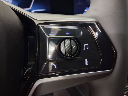 New 2026 BMW i5 eDrive40 image 22