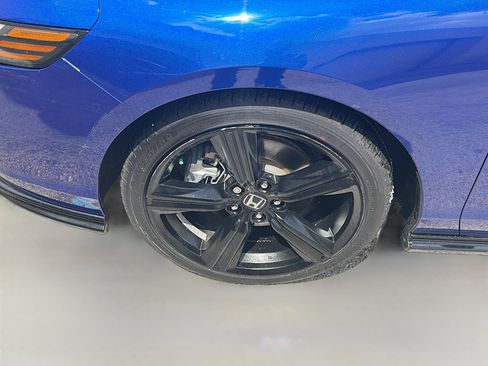 Used 2024 Honda Accord Sport image 34