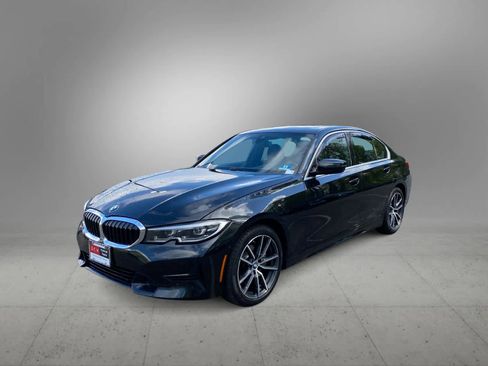 Used 2020 BMW 330i xDrive Sedan w/ Convenience Package AWD/4WD image 5