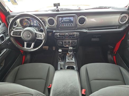 Used 2020 Jeep Gladiator Overland w/ Trailer Tow Package image 9