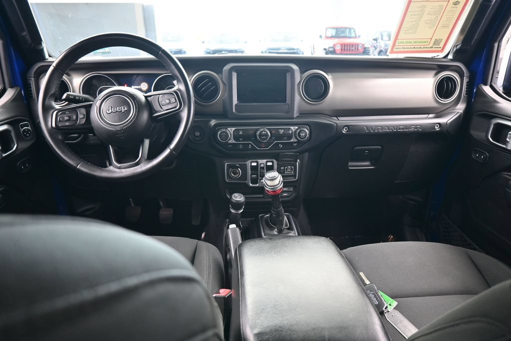 Used 2018 Jeep Wrangler Unlimited Sport S AWD/4WD image 36