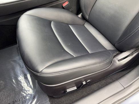 Used 2023 Tesla Model 3 Standard Range image 26