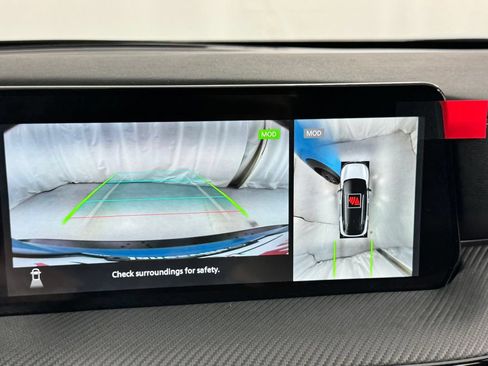 New 2026 Nissan Kicks SR w/ SR Premium Package AWD/4WD image 25