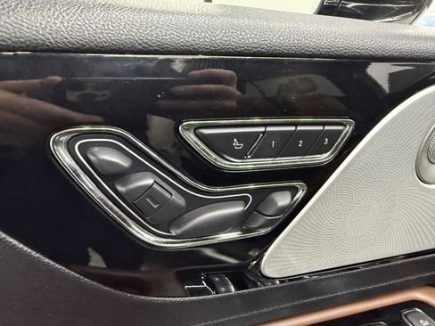 Used 2020 Lincoln Aviator Reserve w/ Equipment Group 201A AWD/4WD image 9