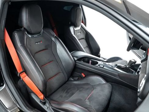 Used 2018 Chevrolet Camaro ZL1 RWD image 27
