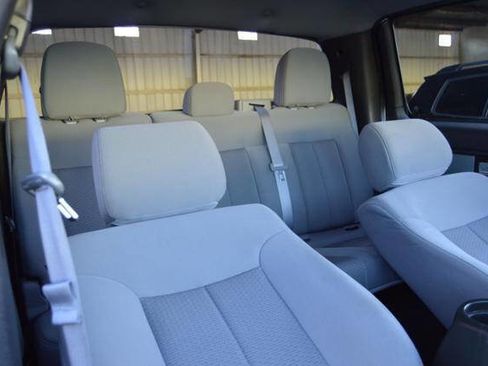 Used 2013 Ford F150 XLT w/ Mid Equipment Group RWD image 40
