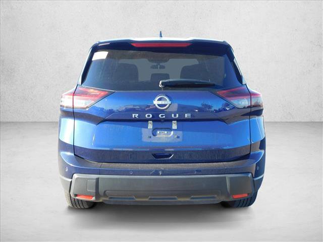 Used 2025 Nissan Rogue SV FWD image 6