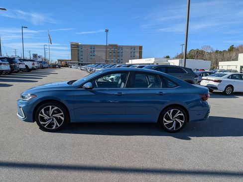 New 2026 Volkswagen Jetta SEL image 6