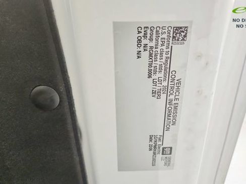 Used 2024 Cadillac Lyriq Tech RWD image 73