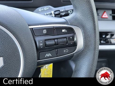 Used 2023 Kia Sportage LX FWD image 28