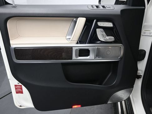 Used 2021 Mercedes-Benz G 550 image 24