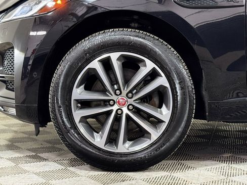 Used 2021 Jaguar F-PACE S image 2