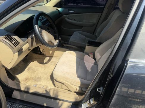 Used 2005 Honda Accord LX image 11